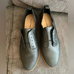 Lucky brand black flats size 7 1/2